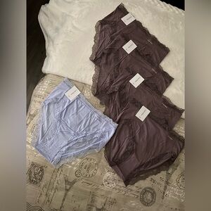 NWT. Calvin Klein Women's Lace Trim Panties, 5 pc, Plum and Purple, Sz S